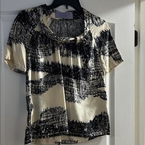 Vera wang lavender label Elegant Black and Cream Women's Top